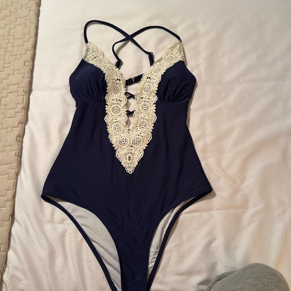Cupshe Navy One piece Swimsuit